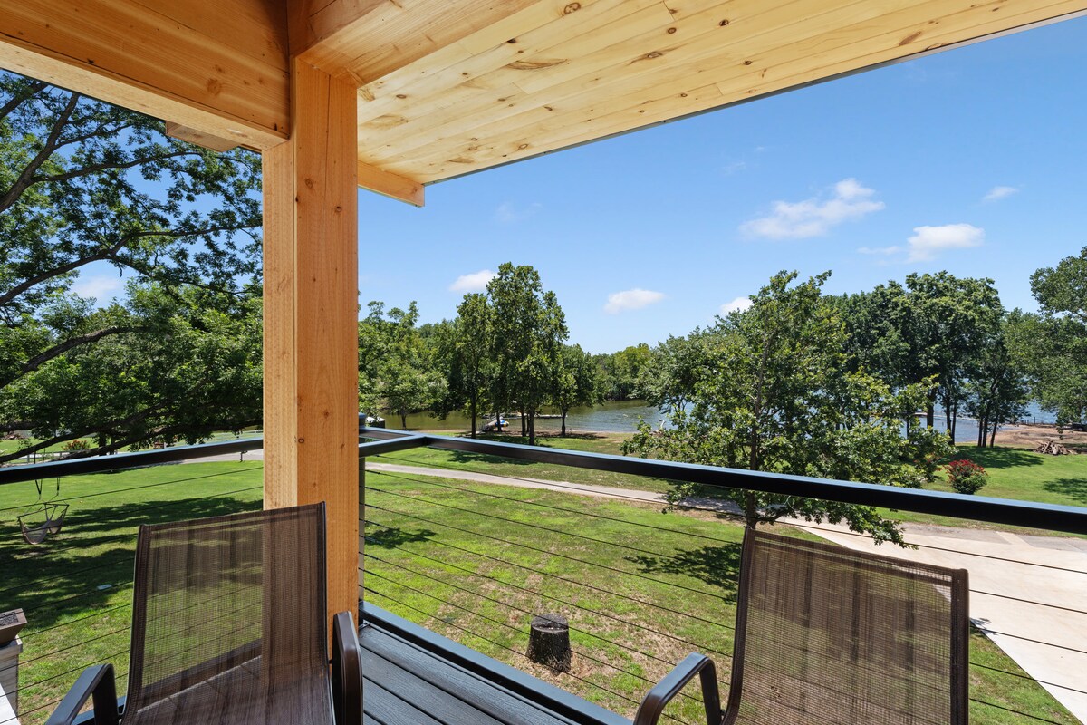 The Grove Estate photo